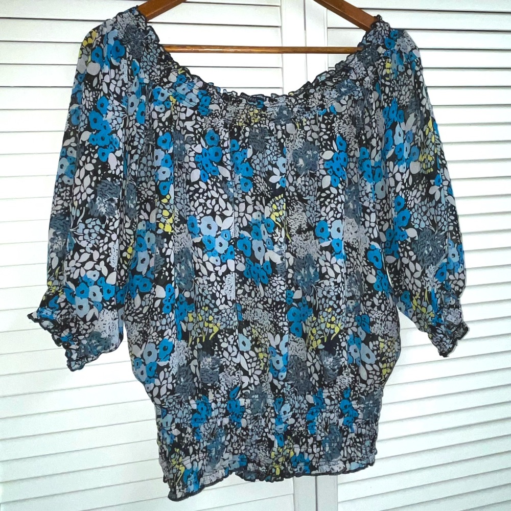 Confess 💙💛 floral sheer top